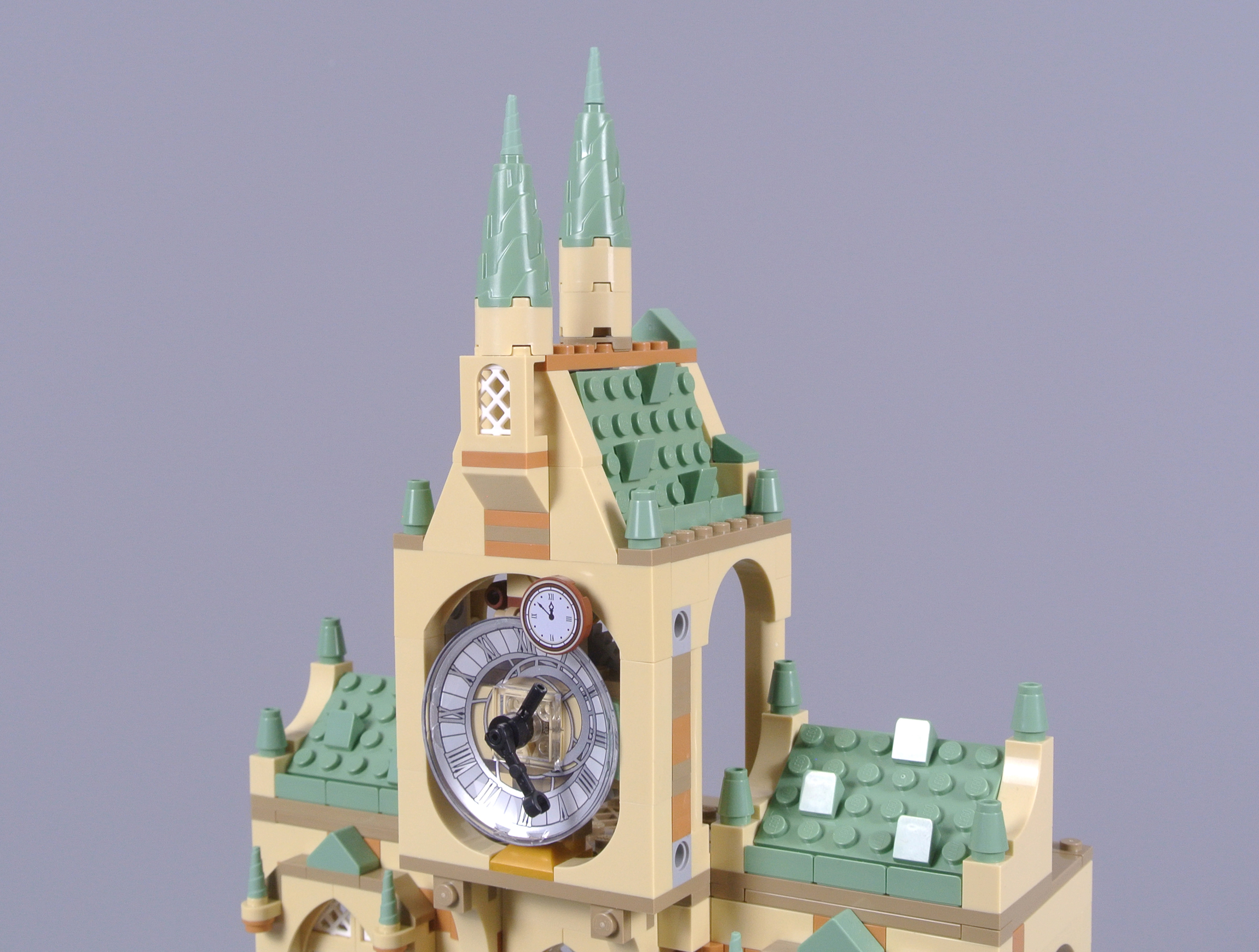 LEGO Harry Potter 76398 Hogwarts Hospital Wing review | Brickset